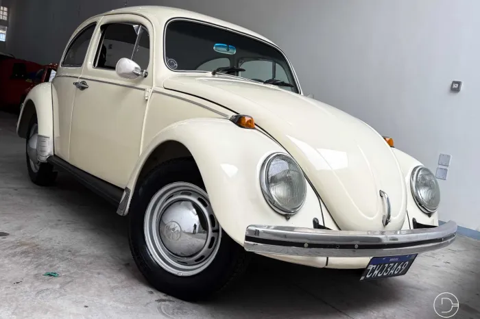 214ª Ação - Fusca 1972 Branco Lotus